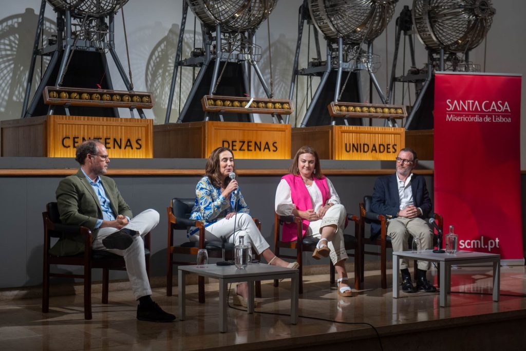 Conferência na sala das extrações